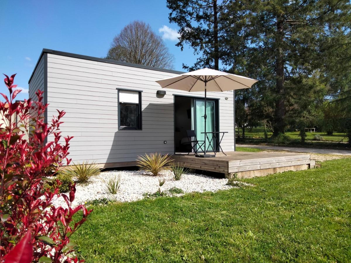 Villa Les Logis de la Seugne à Saint-Germain-de-Lusignan Extérieur photo
